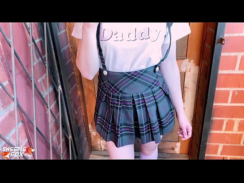 ❤️ Schoolgirl Sucks nws dick tob thiab fucks es tsis txhob ntawm chav kawm. ❌ Anal porn ntawm peb  Ib ❤